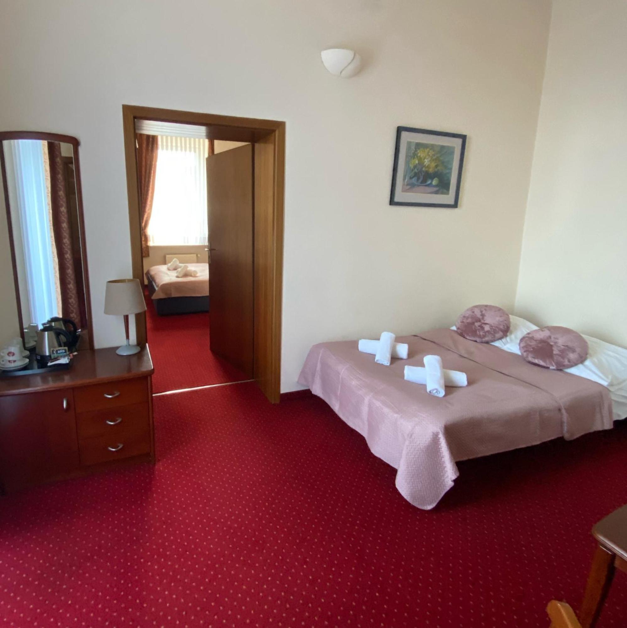 Hotel Sonex Częstochowa Extérieur photo