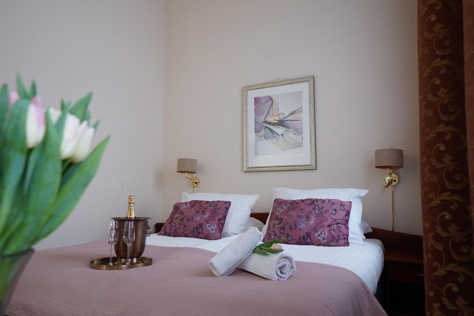 Hotel Sonex Częstochowa Extérieur photo